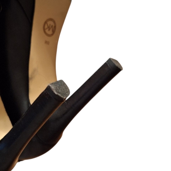 Michael Michael Kors Black Leather Stiletto Style Pumps 8M Witchy - Picture 3 of 7